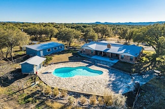 114 Cherry Ln, Camp Wood, TX 78833
