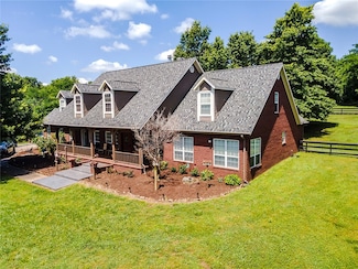 14048 Canehill Rd, Lincoln, AR 72744