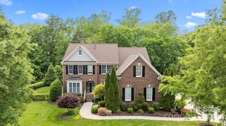 2025 Groves Edge Ln, Waxhaw, NC 28173