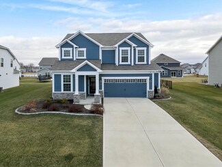 15461 Eastpark Cir W, Fishers, IN 46037