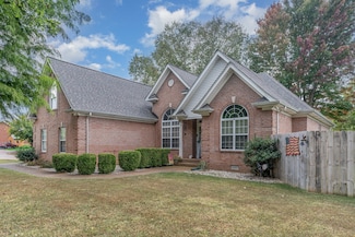 101 Lorelle Cir, Portland, TN 37148