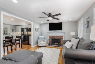 52 Willimantic Dr, Marstons Mills, MA 02648