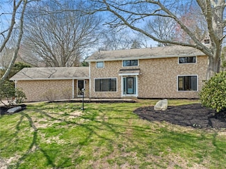 42 Kimberley Dr, Wakefield, RI 02879