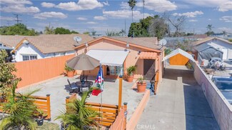 1237 W Young St, Wilmington, CA 90744