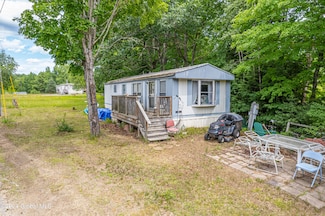 36 Old Day Center Rd, Hadley, NY 12835
