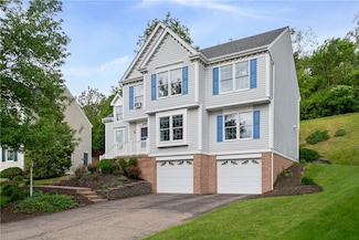 407 Pine Trees Dr, Carnegie, PA 15106