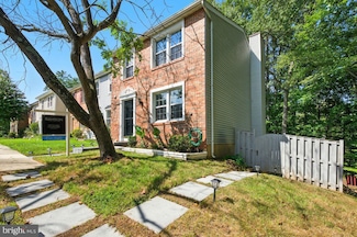 8015 Steeple Chase Ct, Springfield, VA 22153