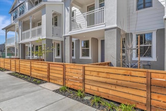 2739 Oak Rd, Walnut Creek, CA 94597