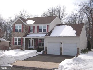 220 Pennland Farm Dr, Perkasie, PA 18944