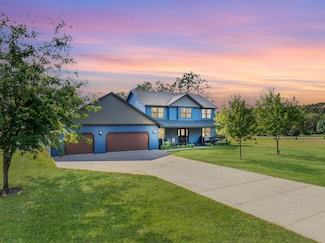 1320 191st Ave NW, Cedar, MN 55011