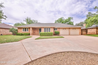 1804 E Hester St, Brownfield, TX 79316