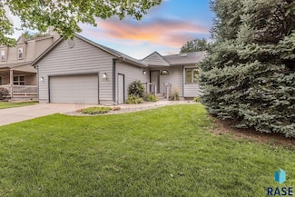 4700 E Alpine Cir, Sioux Falls, SD 57110