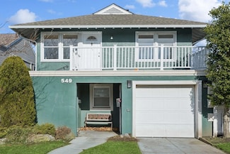 549 E Chester St Unit Upper, Long Beach, NY 11561