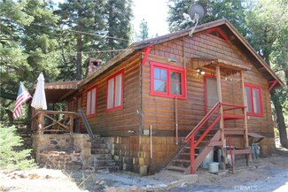 842 Eureka Dr, Big Bear Lake, CA 92315