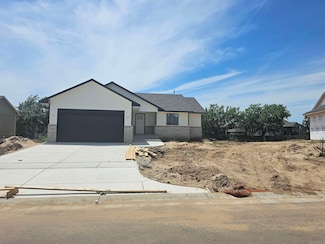 4551 N Rutgers St, Maize, KS 67101