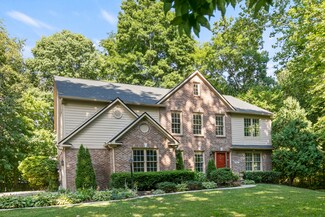 10411 Power Dr, Carmel, IN 46033
