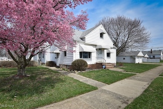 28931 Edgewood Dr, Willowick, OH 44095