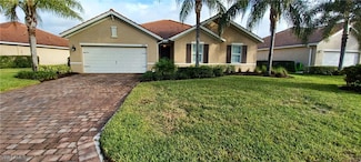 3094 Apple Blossom Dr, Alva, FL 33920
