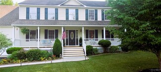 10102 Oakford Ct, North Chesterfield, VA 23236