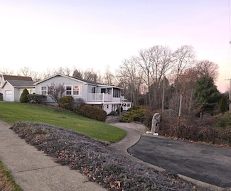 1213 Chestnut St, Clarion, PA 16214