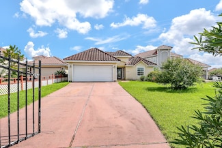 2767 Broadway St, San Leon, TX 77539