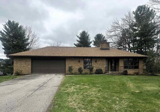 4822 E Ridgewood Dr, Bloomington, IN 47401