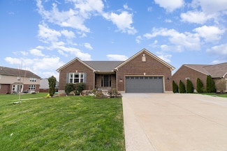 2466 Bluebark Ct, Hebron, KY 41048
