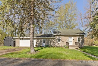 302 S West St, Carson City, MI 48811