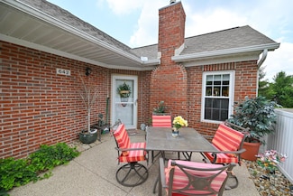 642 Hampton Woods Dr, Marion, OH 43302
