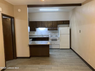 226 Cherry St Unit 17, Levelland, TX 79336