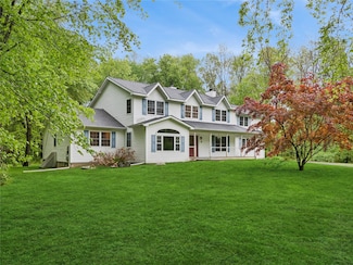 112 Creamery Rd, Hopewell Junction, NY 12533