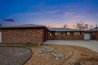 8432 Palo Duro Ave NE, Albuquerque, NM 87111