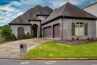 22 La Scala Ct, Little Rock, AR 72212