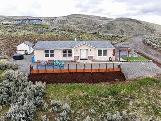 20 Arthur Blvd, Yakima, WA 98901
