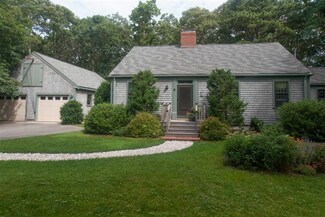 8 Teneycke Hill Rd, North Falmouth, MA 02556