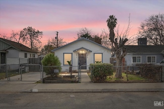 209 Wilson Ave, Bakersfield, CA 93308