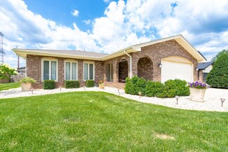 15530 Maple Ct, Homer Glen, IL 60491