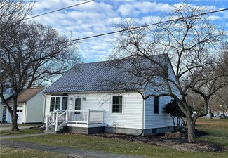 728 Grant St, Saegertown, PA 16433