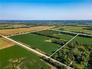 391st Osawatomie Rd, Fontana, KS 66026
