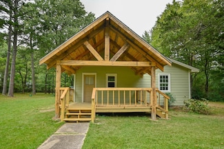 209 Ridge Ave, Mena, AR 71953