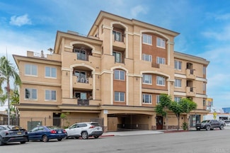 3972 Albatross St Unit 203, San Diego, CA 92103