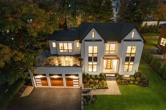24 Newtonville Ave, Newton, MA 02458