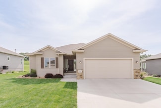 1106 E Meadow Ridge Rd, Norfolk, NE 68701