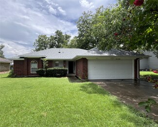 313 Bowie St, Royse City, TX 75189
