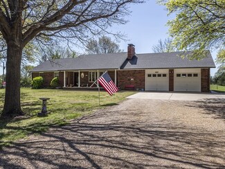 9317 W 103rd St S, Clearwater, KS 67026