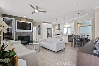 237 Plymouth Ave, Newport Beach, CA 92660