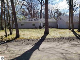 5369 E 10th St, Au Gres, MI 48703