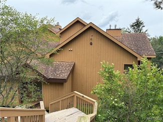 G103 Snowpine Village, Great Valley, NY 14741