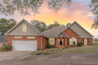 117 Walden Pond Rd, Headland, AL 36345