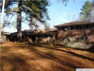 2842 University Way, Centreville, AL 35042